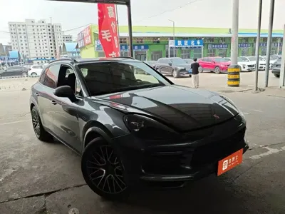 Porsche Cayenne 2022, 60000 км, за 64713.14 USD