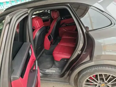 Porsche Cayenne 2022, 60000 км, за 64713.14 USD - фото 7
