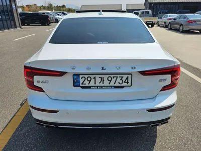 Volvo S60 2021, 95000 км, за 16870.16 USD