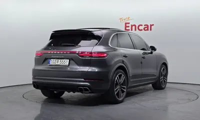 Porsche Cayenne 2021, 66498 км, за 56953.6 USD
