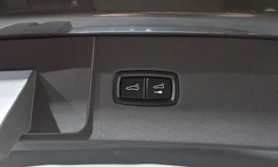 Porsche Cayenne 2021, 66498 км, за 56953.6 USD - фото 20