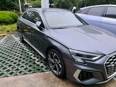 Audi A3 2023, 19000 км, за 26838.04 USD