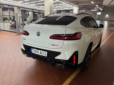 BMW X4 2023, 32254 км, за 29924.56 USD
