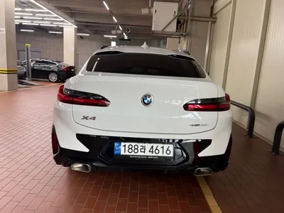 BMW X4 2023, 32254 км, за 29924.56 USD