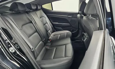 Hyundai Avante 2018, 98883 км, за 6449.51 USD - фото 11