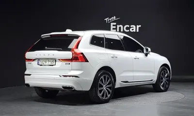 Volvo XC60 2021, 40379 км, за 25200.22 USD