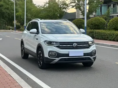 Volkswagen Tacqua 2023, 19000 км, за 14572.56 USD