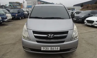 Hyundai Starex 2011, 213870 км, за 2264.93 USD