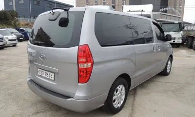 Hyundai Starex 2011, 213870 км, за 2264.93 USD