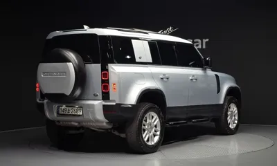 Land Rover Defender 2022, 92306 км, за 37638.94 USD