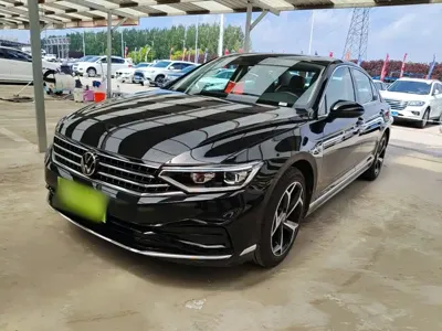 Volkswagen Magotan 2026, 2700 км, за 23366.23 USD