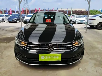 Volkswagen Magotan 2026, 2700 км, за 23366.23 USD