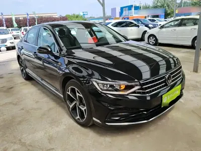 Volkswagen Magotan 2026, 2700 км, за 23366.23 USD