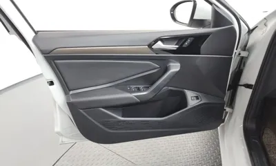 Volkswagen Jetta 2021, 95144 км, за 11319.29 USD - фото 24