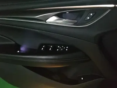 Buick LaCrosse 2021, 65000 км, за 12985.2 USD - фото 7