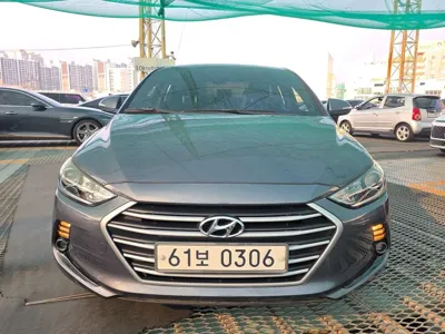Hyundai Avante 2016, 144056 км, за 4294.68 USD