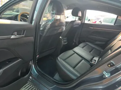 Hyundai Avante 2016, 144056 км, за 4294.68 USD - фото 8