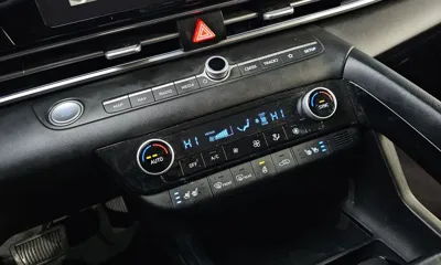 Hyundai Avante 2024, 71678 км, за 12340.82 USD - фото 17