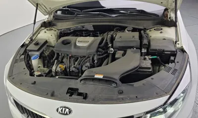 Kia K5 2019, 42629 км, за 9915.4 USD - фото 6