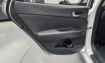 Kia K5 2019, 42629 км, за 9915.4 USD - фото 25
