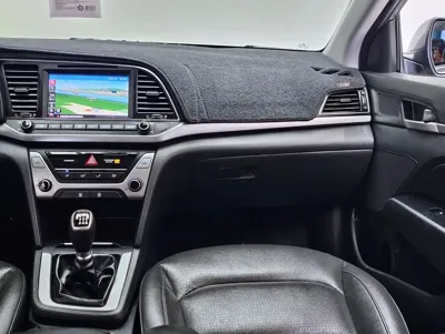 Hyundai Avante 2018, 126036 км, за 4594.98 USD - фото 17