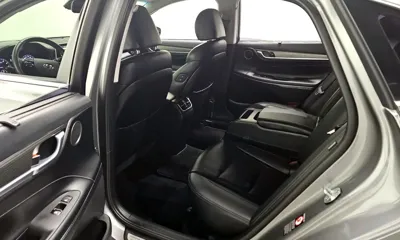 Hyundai Grandeur 2019, 41506 км, за 8790.78 USD - фото 11