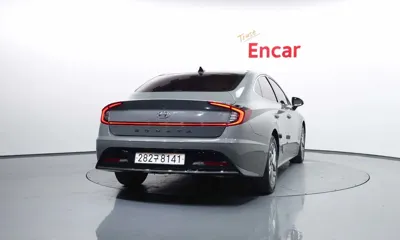 Hyundai Sonata 2022, 135001 км, за 16286.65 USD