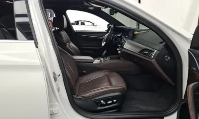 BMW 5-Series 2018, 125489 км, за 13514.91 USD - фото 11