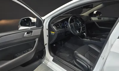 Hyundai Sonata 2019, 81288 км, за 9844.73 USD - фото 11