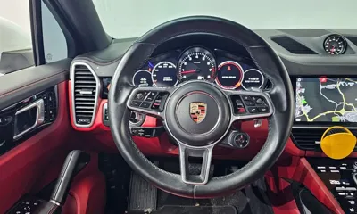 Porsche Cayenne 2020, 59932 км, за 59795.17 USD - фото 13