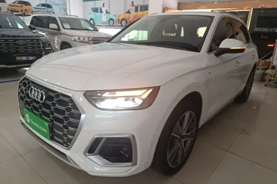 Audi Q5L · 2021 год