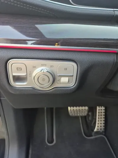 Mercedes-Benz GLE-Class 2021, 160000 км, за 37350.66 USD - фото 7