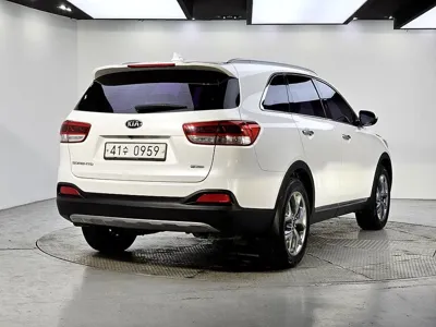 Kia Sorento 2016, 180000 км, за 6432.98 USD
