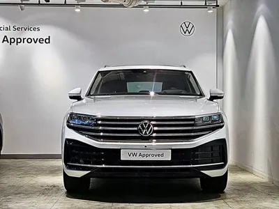 Volkswagen Touareg 2024, 38069 км, за 46513.18 USD