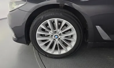 BMW 5-Series 2019, 118803 км, за 11909.87 USD