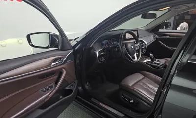 BMW 5-Series 2019, 118803 км, за 11909.87 USD - фото 10