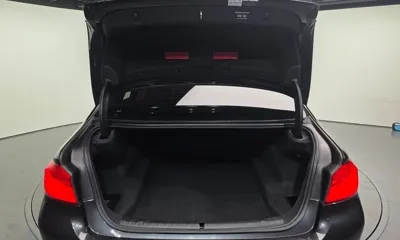 BMW 5-Series 2019, 118803 км, за 11909.87 USD - фото 20