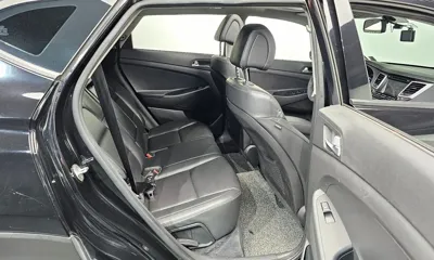 Hyundai Tucson 2017, 235150 км, за 5376.13 USD - фото 12