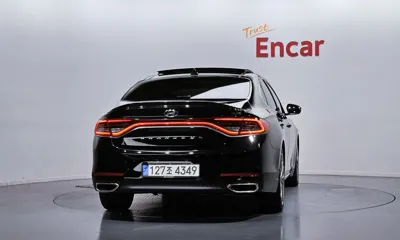 Hyundai Grandeur 2017, 104388 км, за 11395.45 USD
