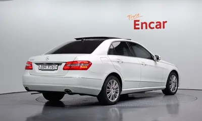 Mercedes-Benz E-Class 2012, 83805 км, за 3893.91 USD - фото 2