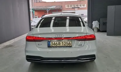 Audi A7 2021, 96000 км, за 25370.83 USD