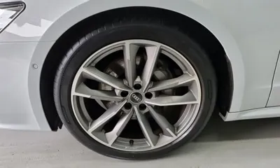Audi A7 2021, 96000 км, за 25370.83 USD