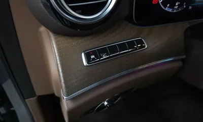 Mercedes-Benz E-Class 2019, 78584 км, за 17781.61 USD - фото 20