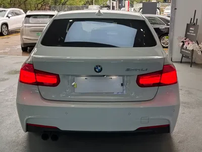BMW 3 Series 2018, 108000 км, за 12330.54 USD