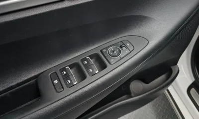 Hyundai Grandeur 2019, 149601 км, за 8385.88 USD - фото 17