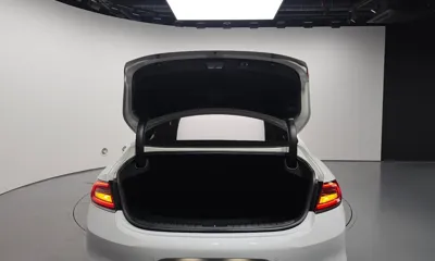 Hyundai Grandeur 2019, 149601 км, за 8385.88 USD - фото 20
