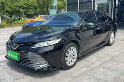 Toyota Camry · 2019 год