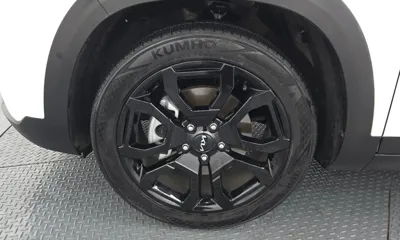 Kia Seltos 2023, 82960 км, за 15830.63 USD