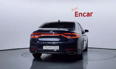 Hyundai Grandeur 2018, 129006 км, за 7358.21 USD