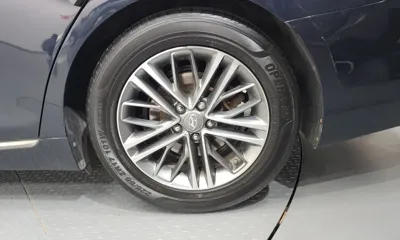 Hyundai Grandeur 2018, 129006 км, за 7358.21 USD - фото 21